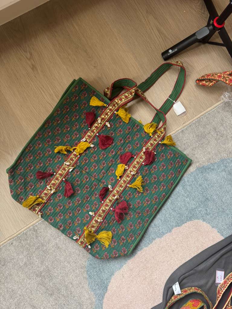 Jaipur Print Tote With Tassels - Green